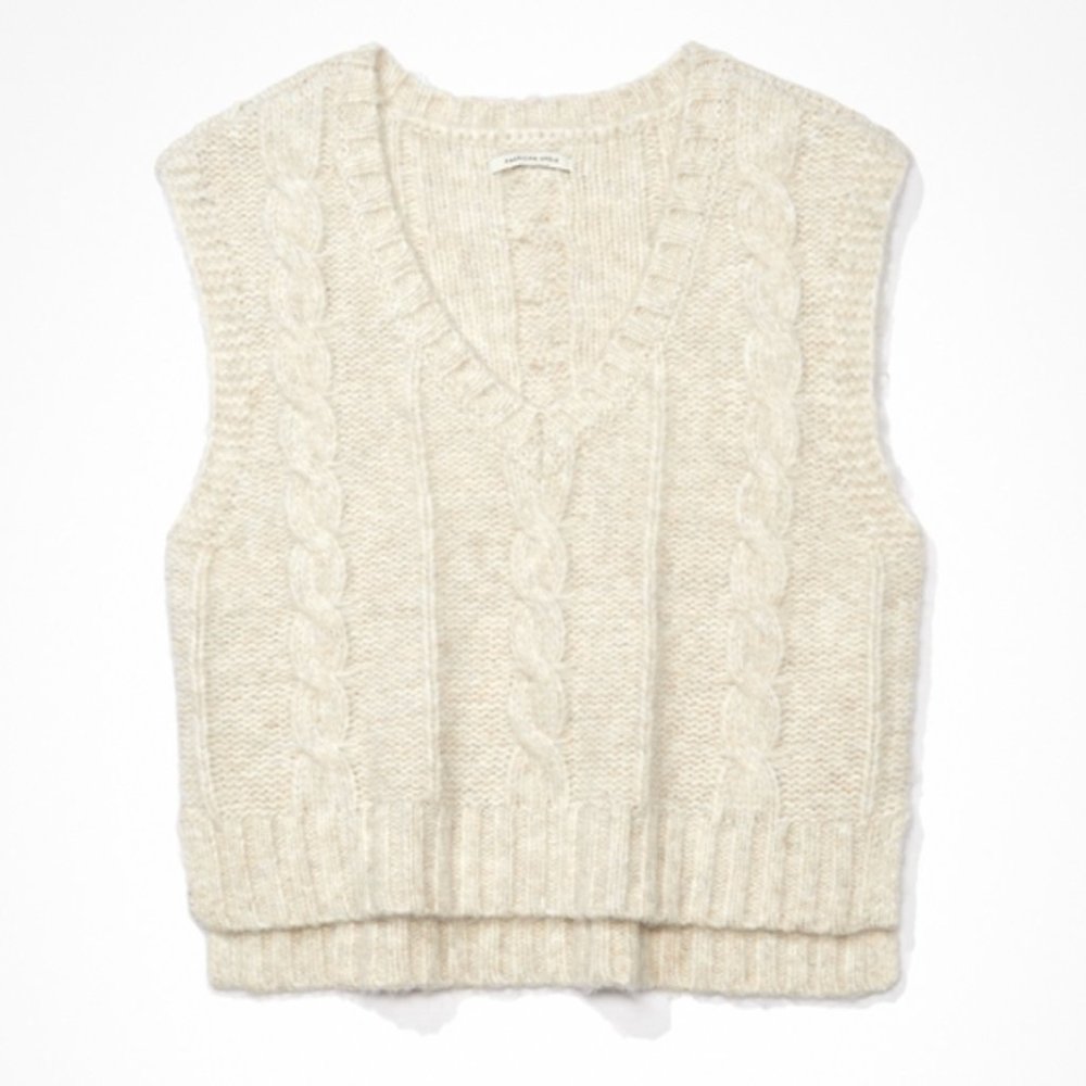 NWT American Eagle Outfitters Cream Cable Knit Sweater Vest - Size S